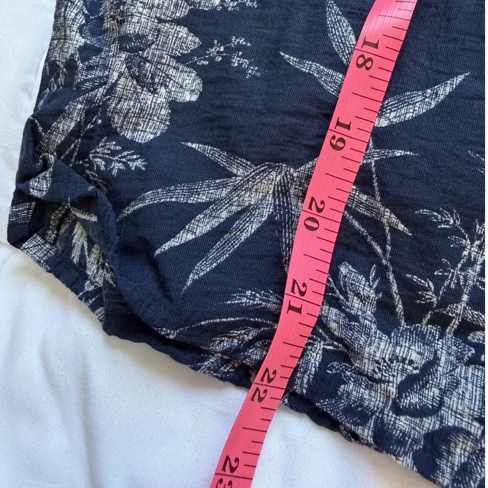 LOFT Women's Navy/White Floral V-Neck Puff Short Sleeve Ruffle Blouse M Summer